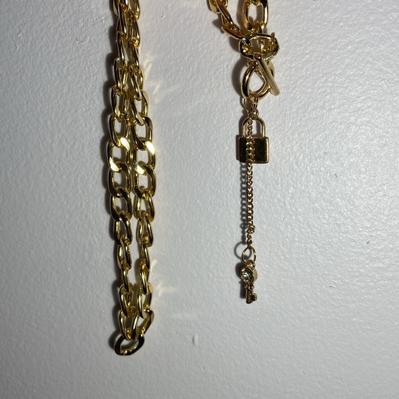 Gold Lock and Key Necklace - Picture 3 of 7